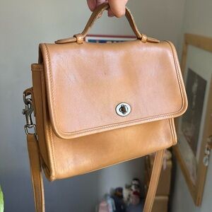 Vintage Tan Top Handle Court Coach Purse Bag Camel